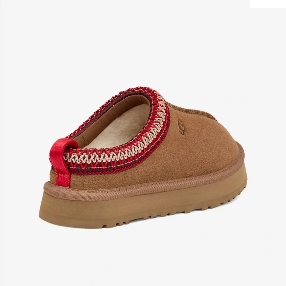 NWT UGG Tazz Slippers Chestnut Size Big Kids Y5/Women’s 7 - Picture 2 of 16